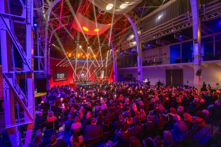 Slnko-v-sieti-126-foto-sfta-zdenko-hanout